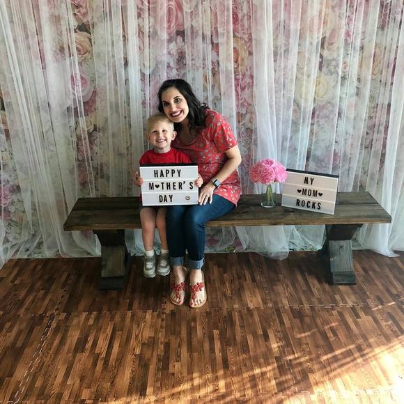 Meet your Posher, Ashlee - Picture 1 of 1